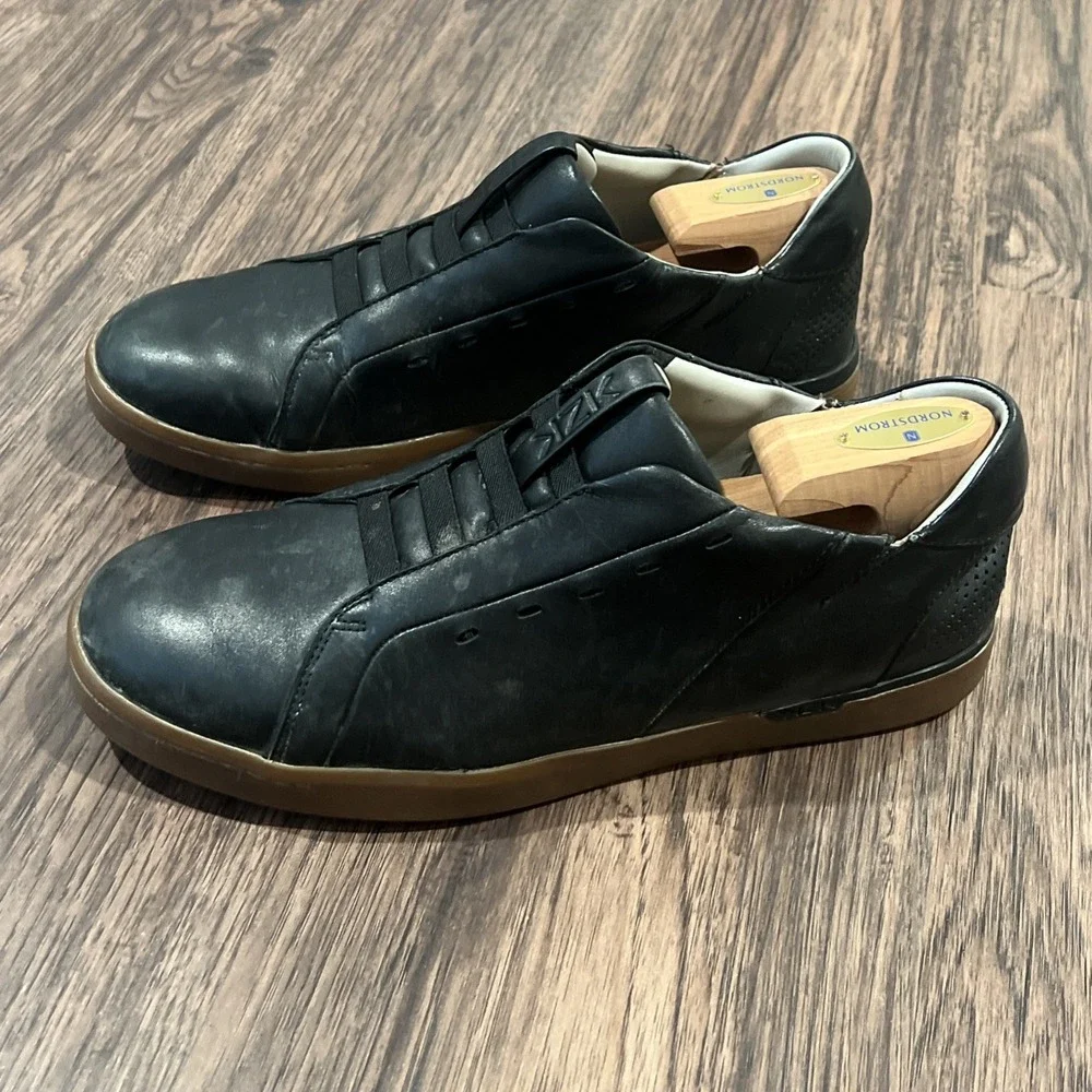 Kizik New York Hands Free Leather Sneaker EUC Men size 11.5 READ